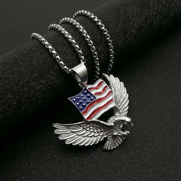 Patriotic Bald Eagle & American Flag Necklace - Picture 2 of 3
